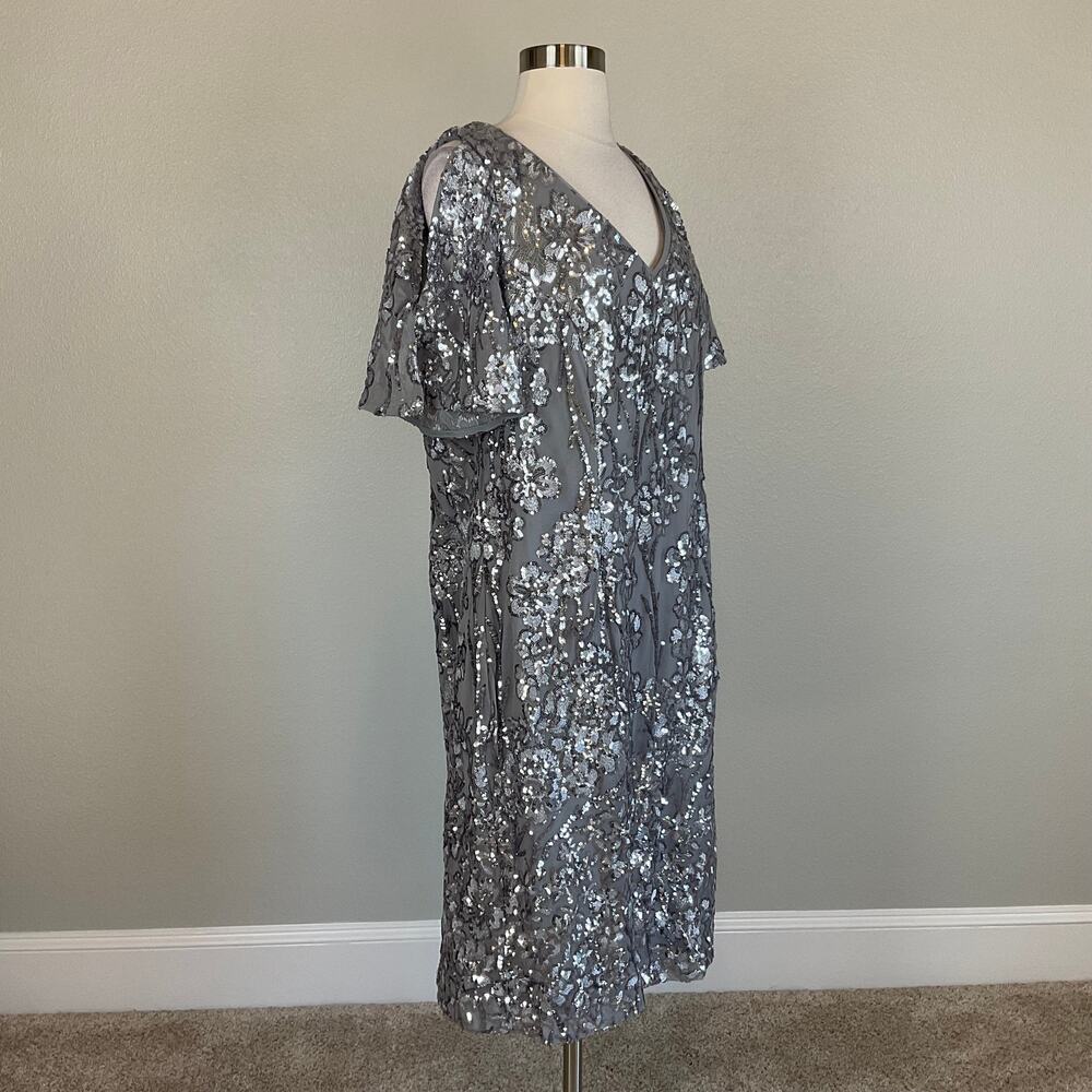 Alex Evenings Silver Cocktail Dress Sequin Short Sleeve V-Neck Sheath Size 14W - Picture 3 of 11
